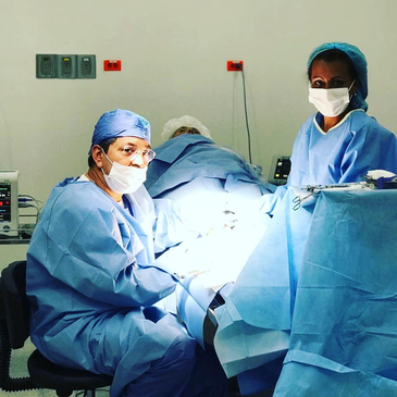 Slider image (3) Dr. Carlos Camacho and Dr. Claudia Camacho